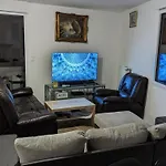Chambre Dans Appartement Pres Du Roazhon Park
